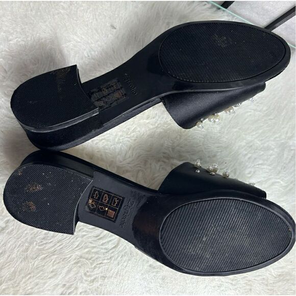 Zigi Soho Edina Black/ Pearl Accent Open Toe Dress Shoes - Picture 6 of 6